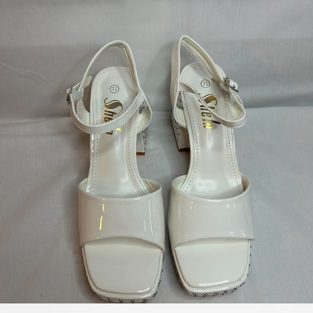 SHEIN Patent PU Studded Sole Open Toe Heeled Sandals Size 7.5 - Picture 3 of 7